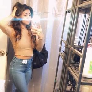 Meet your Posher, Magdalena